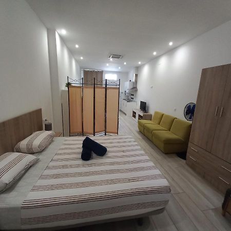 Malaga Velarde Centerアパートメント エクステリア 写真