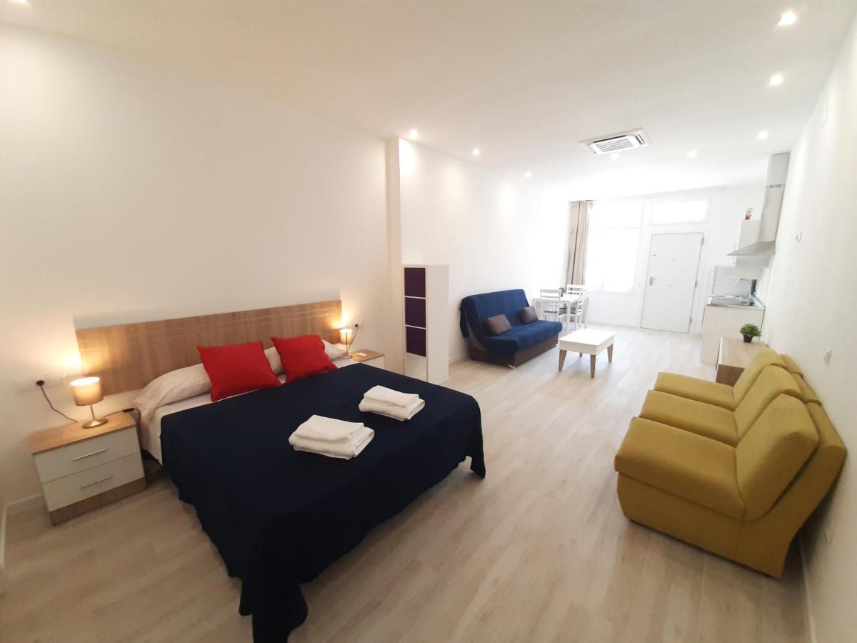 Malaga Velarde Centerアパートメント エクステリア 写真